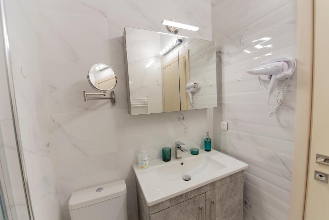 Apartmán Athina Pantheon Mitropoleos Soluň Exteriér fotografie